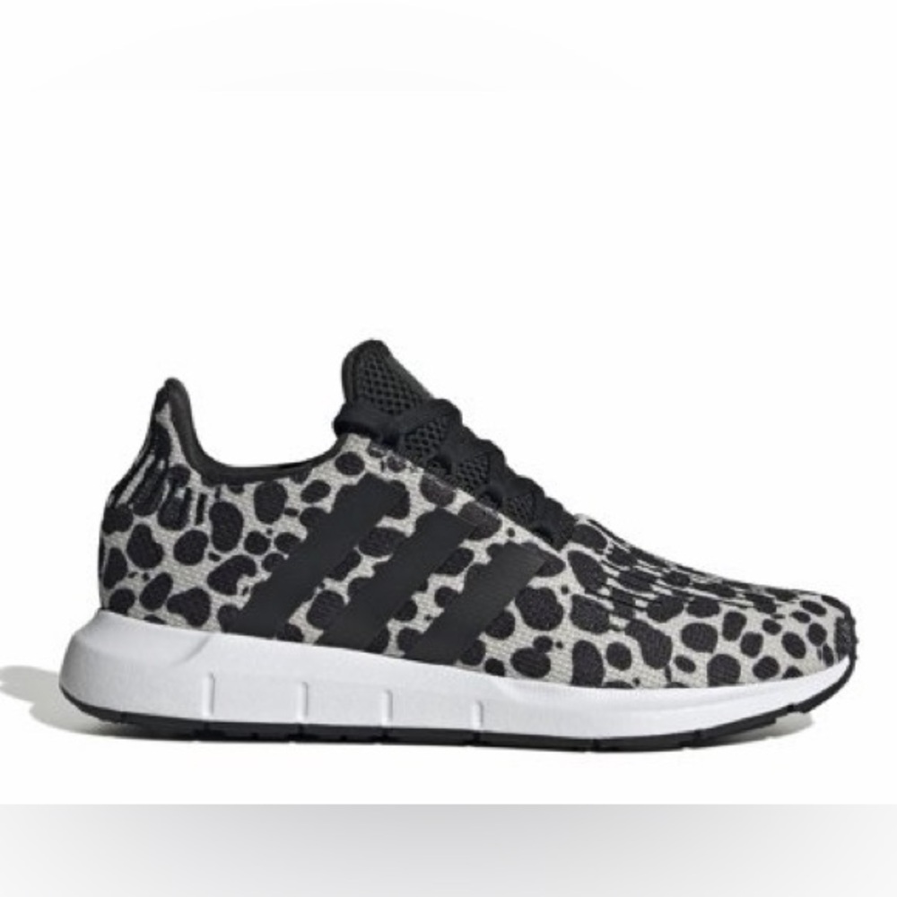 Adidas Swift run 1.0 women's size 9